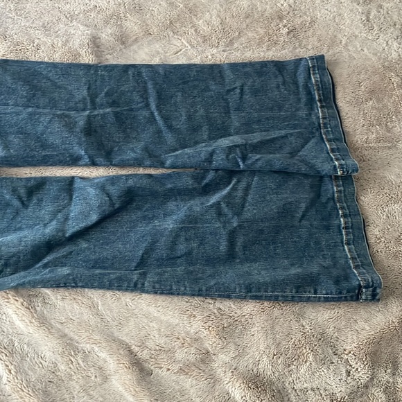 Jeans - Picture 3 of 4